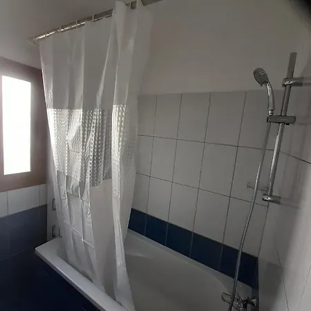 Luxury Laxia